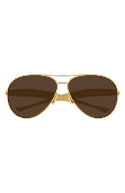 Bottega Veneta 64mm Oversize Pilot Sunglasses In Gold