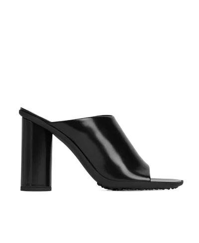 Bottega Veneta 90mm Atomic Mules In Black