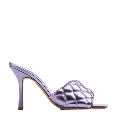 BOTTEGA VENETA BOTTEGA VENETA QUILTED PADDED SANDALS