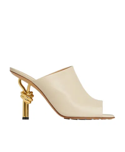 Bottega Veneta Knot Leather Mules In Green