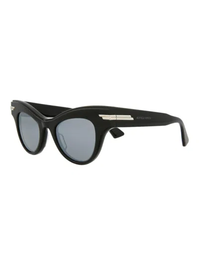 Bottega Veneta Acetate Cat Eye Sunglasses For Women In Black