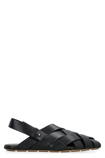 Bottega Veneta Alfie Leather Slippers In Black