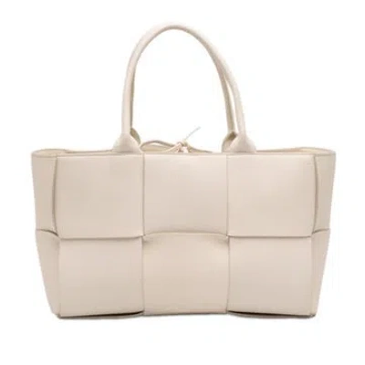 Pre-owned Bottega Veneta Alligator Small Nappa Maxi Intrecciato Arco Tote In White