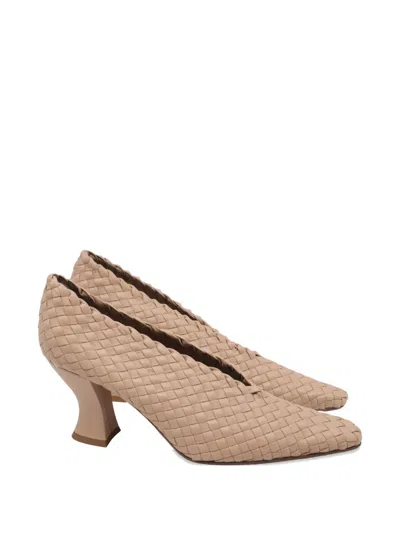 Pre-owned Bottega Veneta Almond Intrecciato Pumps In Neutral