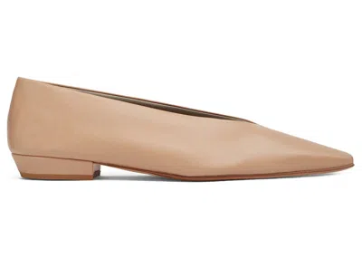 Pre-owned Bottega Veneta Almond Leather Ballet Flat (women's) Sneakers In Beige
