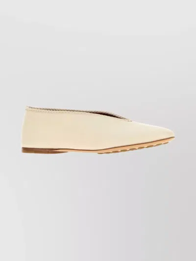Bottega Veneta Almond Toe Flat Sole Ballerina Shoes In Neutral