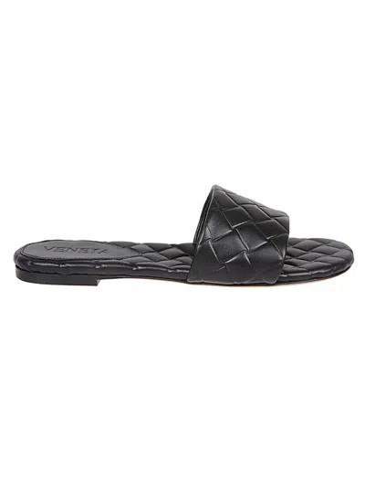 BOTTEGA VENETA AMY LEATHER FLAT MULES