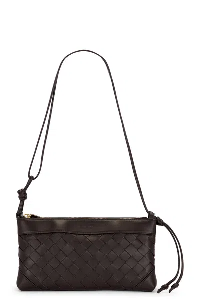 Bottega Veneta Andiamo Double Pouch In Brown