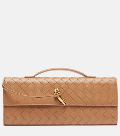 Bottega Veneta Andiamo Intrecciato Leather Clutch In Sand