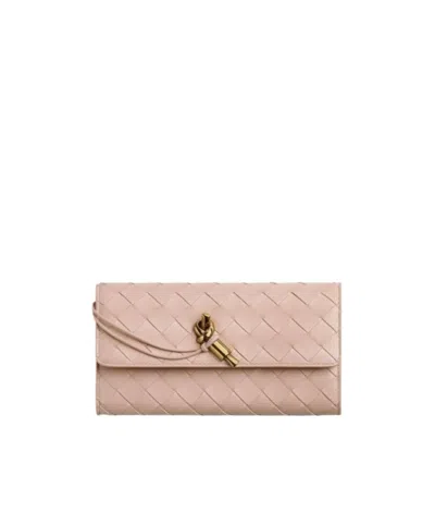 Bottega Veneta Andiamo Large Flip Wallet In Nude