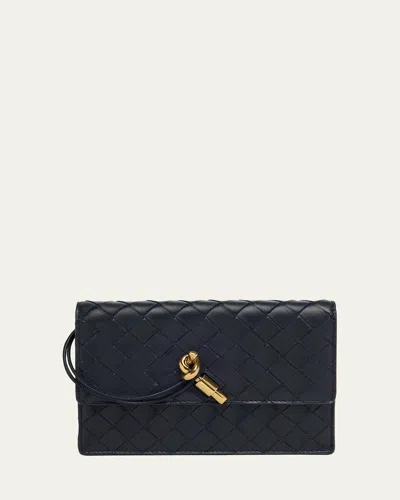 Bottega Veneta Andiamo Leather Chain Pouch Bag In Midnight