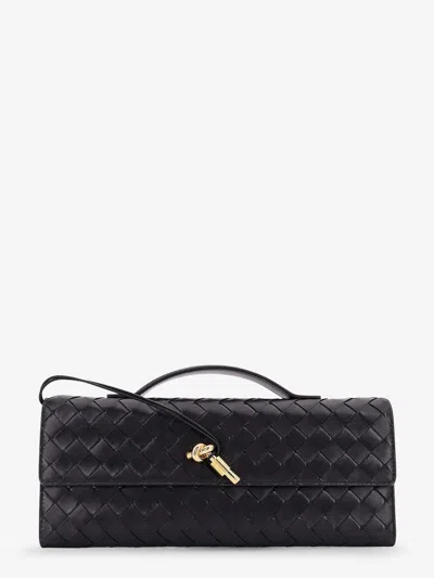 Bottega Veneta Andiamo Leather Clutch With Intrecciato Pattern In Black