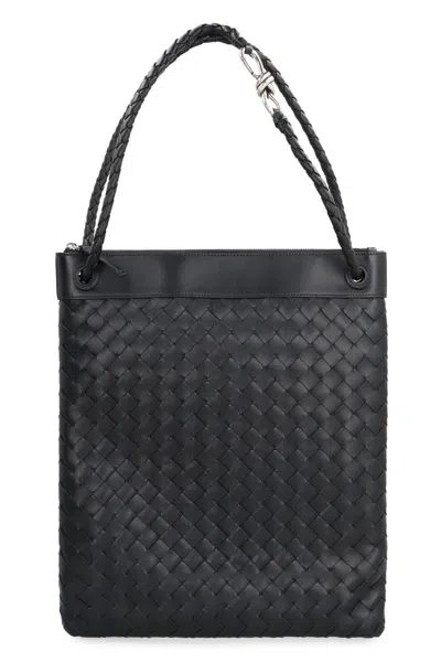 Bottega Veneta Andiamo Leather Messenger Bag