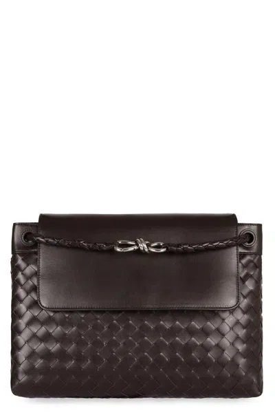 Bottega Veneta Andiamo Leather Messenger Bag In Brown