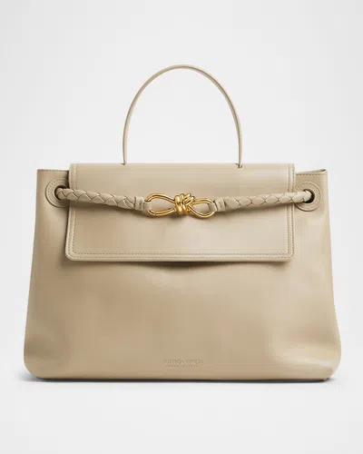 BOTTEGA VENETA ANDIAMO MEDIUM LEATHER TOP-HANDLE BAG