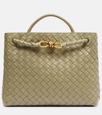 Bottega Veneta Andiamo Medium Leather Tote Bag In Green