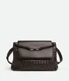 Bottega Veneta Andiamo Messenger In Fondant