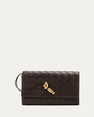 Bottega Veneta Andiamo Metallic Leather Pouch Bag In Pink