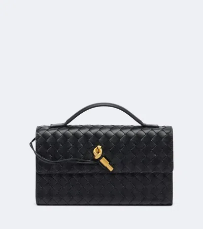Bottega Veneta Andiamo Small Intrecciato Leather Clutch In Black