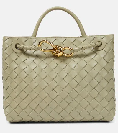 BOTTEGA VENETA ANDIAMO SMALL LEATHER TOTE BAG
