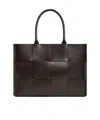 Bottega Veneta Arco Handbag In Black