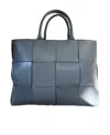 Bottega Veneta Arco Handbag In Gray