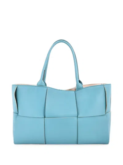 Pre-owned Bottega Veneta Arco Maxi Intrecciato Leather Medium Tote Bag In Blue