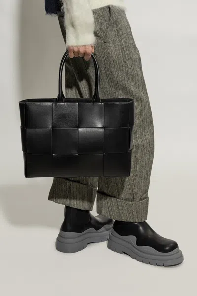 Bottega Veneta ‘arco Medium' Shopper Bag In Black