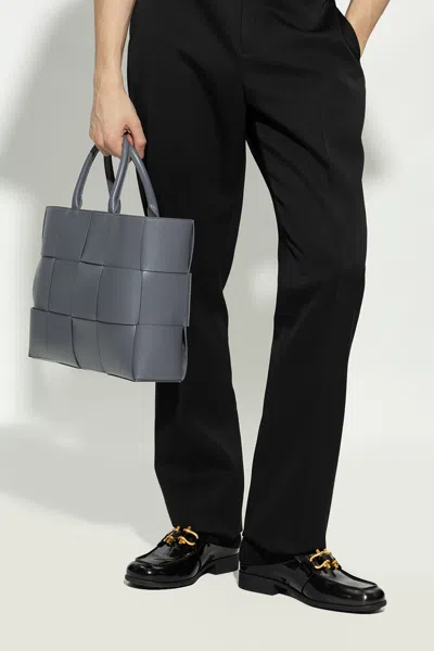 Bottega Veneta ‘arco Medium' Shopper Bag In Grey