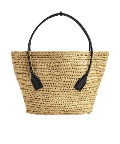 Bottega Veneta Arco Raffia Tote Bag In Neutral
