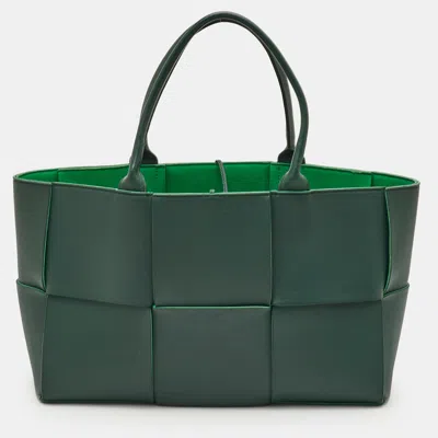 Pre-owned Bottega Veneta Arco Small Dark Green Intreccio Leather Tote