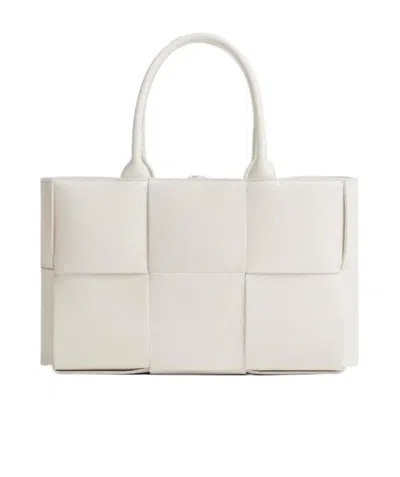 BOTTEGA VENETA SMALL ARCO TOTE BAG
