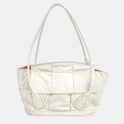 Pre-owned Bottega Veneta Arko Medium Bag In White