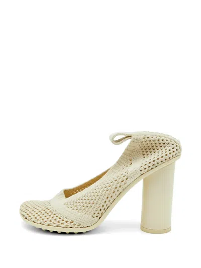 Pre-owned Bottega Veneta Atomic Knit Pumps In Neutral