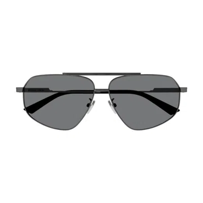 Bottega Veneta Aviator Full Rim Sunglasses In Gray