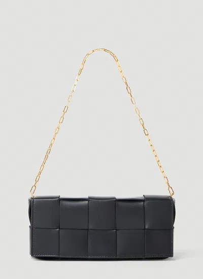 Bottega Veneta Baguette Pochette Shoulder Bag In Black
