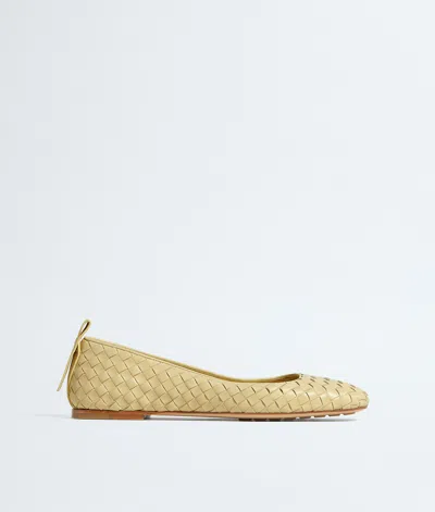Bottega Veneta Lambskin Intrecciato Ballet Flats In Yellow