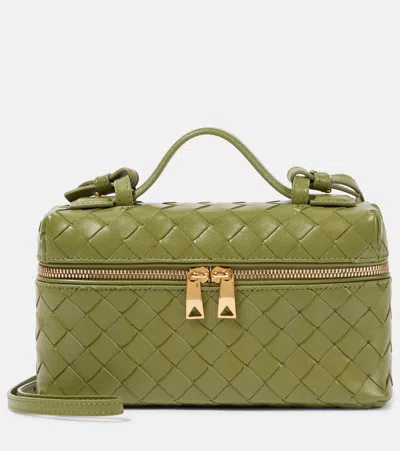 BOTTEGA VENETA BANG BANG INTRECCIATO LEATHER VANITY BAG