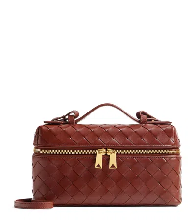 Bottega Veneta Bang Bang Vanity Case Bag In Brown