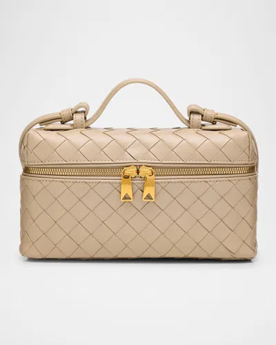 Bottega Veneta Bang Bang Vanity Case In Ecru