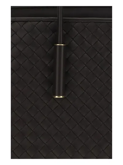 Bottega Veneta Barbara Shoulder Bag In Brown