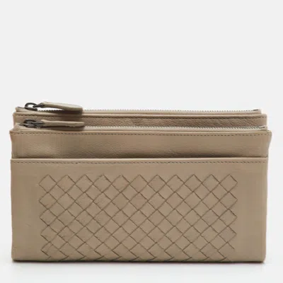 Pre-owned Bottega Veneta Beige Intrecciato Leather Zip Continental Wallet