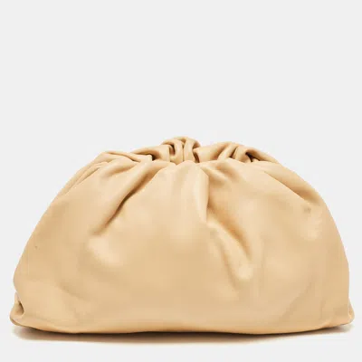 Pre-owned Bottega Veneta Beige Leather Classic The Pouch