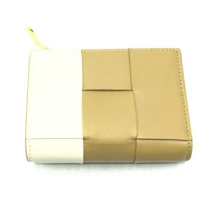 Pre-owned Bottega Veneta Beige Leather Wallet (bi-fold) ()