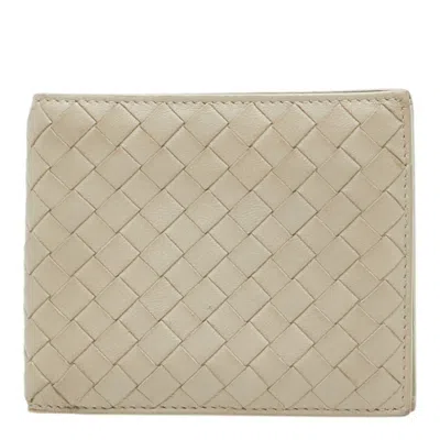 Pre-owned Bottega Veneta Beige Leather Wallet (bi-fold) () In Sand