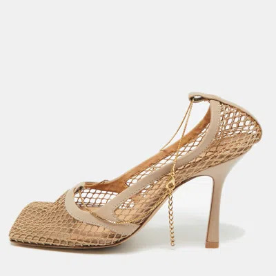 Pre-owned Bottega Veneta Beige Mesh And Leather Chain Stretch Pumps Size 38 In Sand