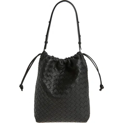 Bottega Veneta Biblioteca Intrecciato Leather Bucket Bag In Black