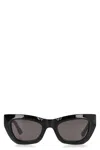 Bottega Veneta Cat Eye Sunglasses In Black