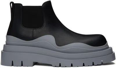 Bottega Veneta Black & Gray Tire Chelsea Boots In 1378 Black-vp-vp