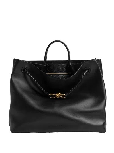 Bottega Veneta Andiamo Large Leather Tote Bag In Black